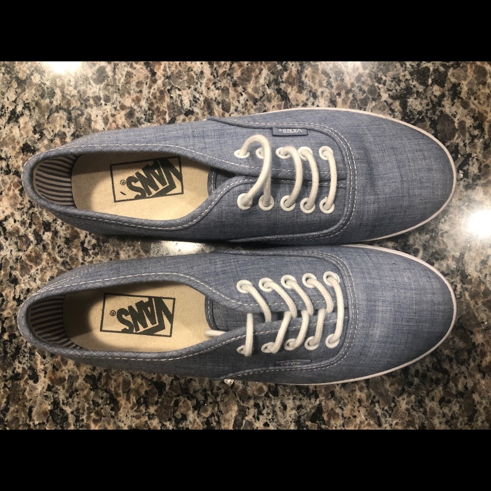 Women’s Authentic Vans